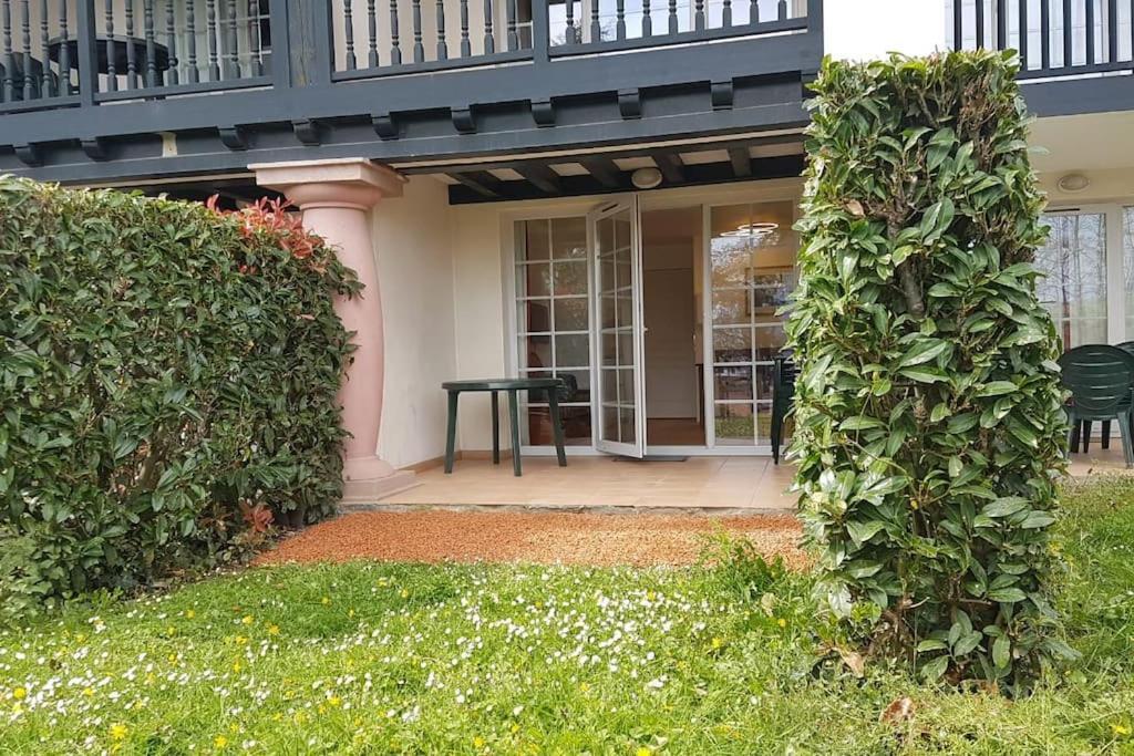 1-appt Avec Piscine A St-jean Pays-basque Apartment Uhart-Cize